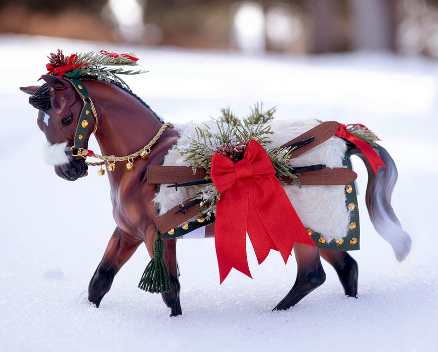Breyer Holiday Horse 2024 Apres Ski
