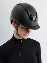 Load image into Gallery viewer, Verv Competition Helmet